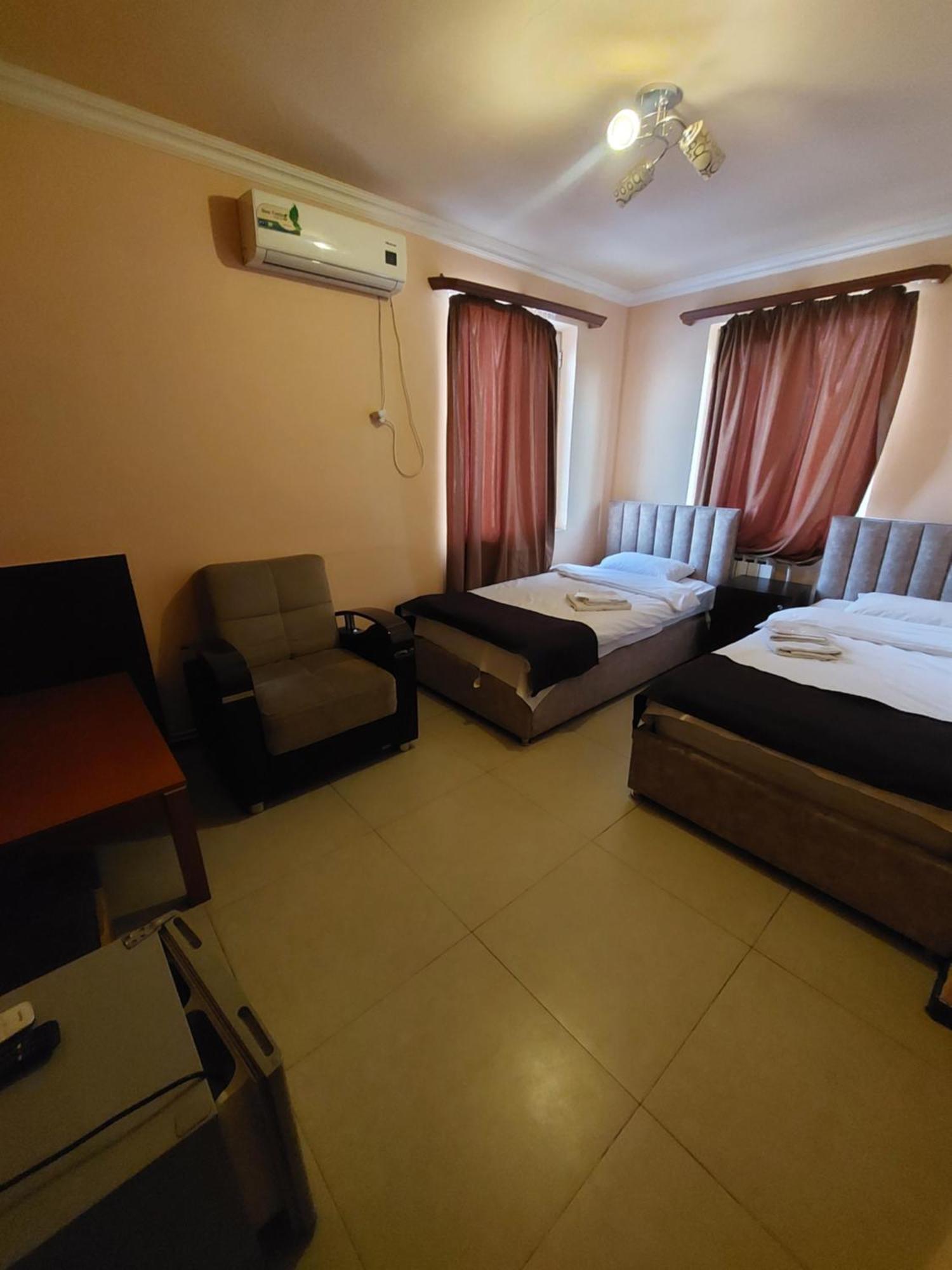 Rp Hotel- Hostel Jerevan Eksteriør billede